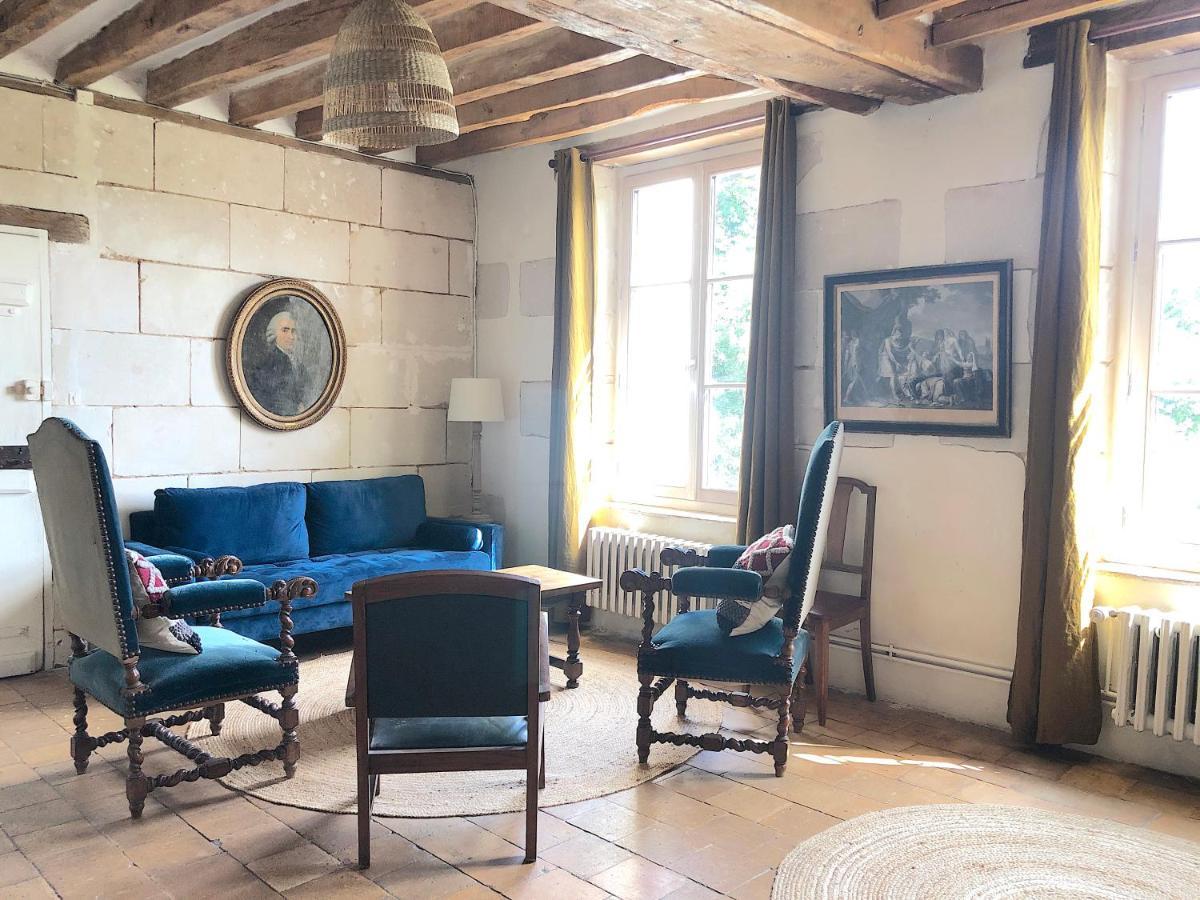 Le Charme De L'Ancien Au Calme Et A 8 Min De Chenonceaux Apartment La Croix-en-Touraine Exterior photo