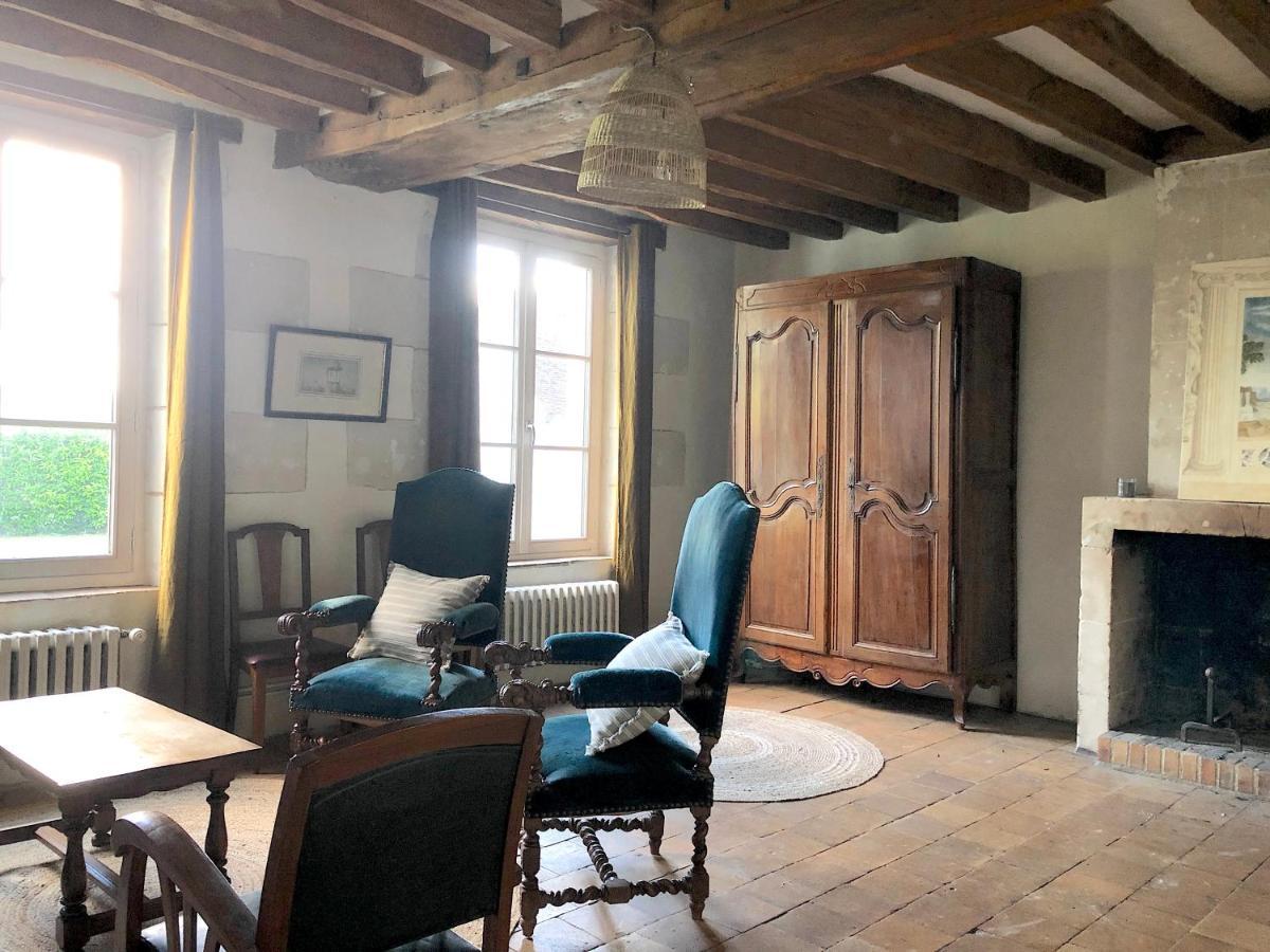 Le Charme De L'Ancien Au Calme Et A 8 Min De Chenonceaux Apartment La Croix-en-Touraine Exterior photo