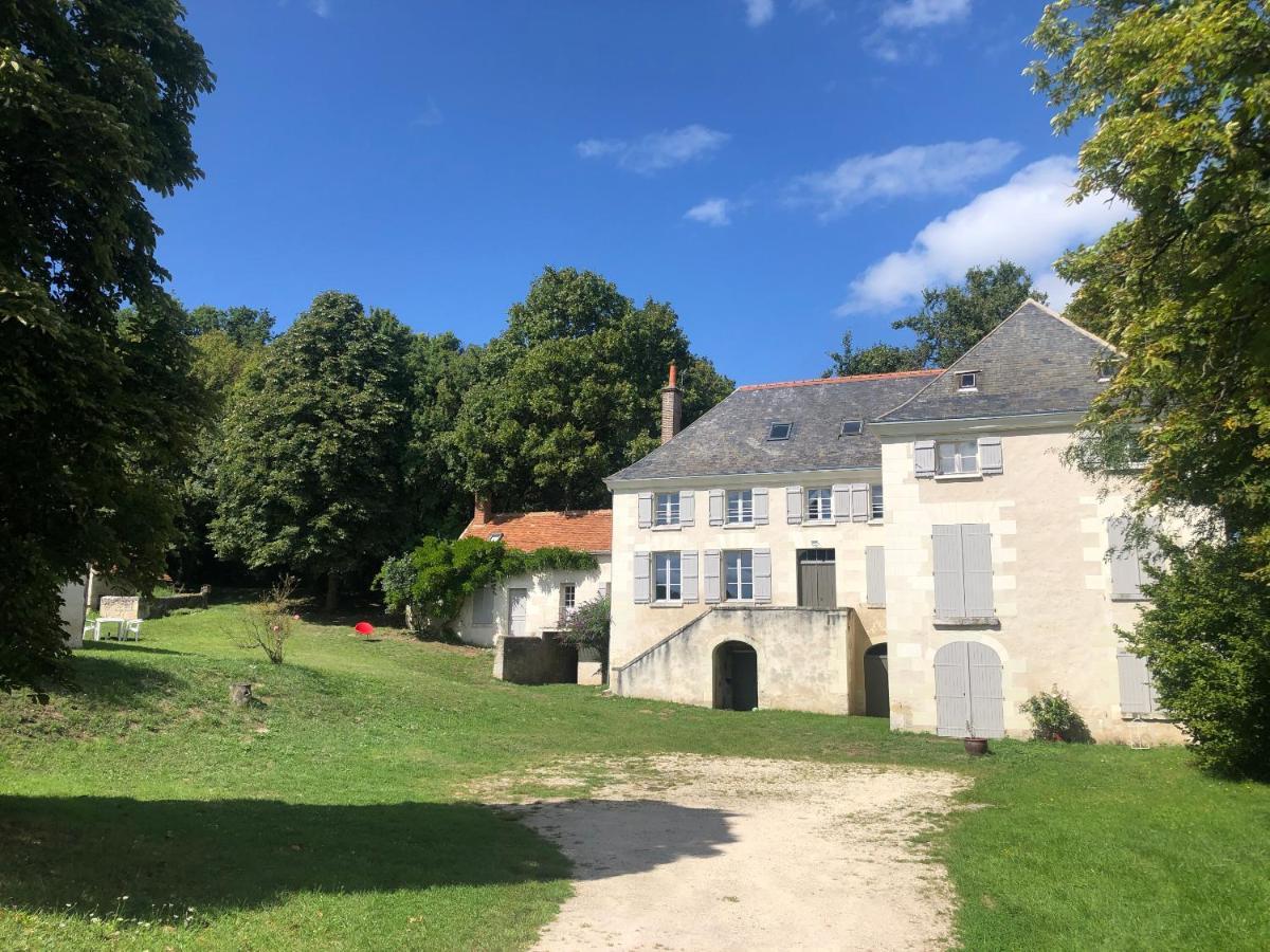 Le Charme De L'Ancien Au Calme Et A 8 Min De Chenonceaux Apartment La Croix-en-Touraine Exterior photo