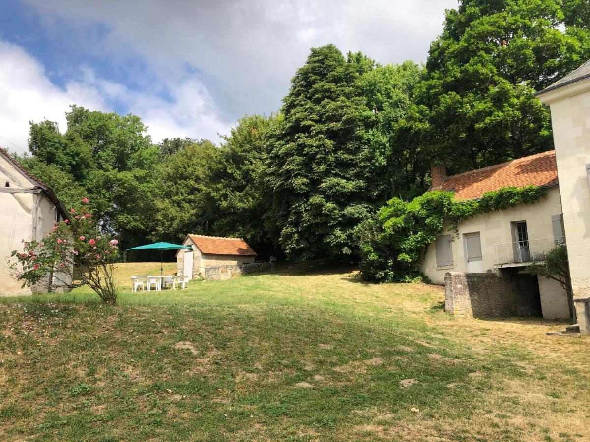 Le Charme De L'Ancien Au Calme Et A 8 Min De Chenonceaux Apartment La Croix-en-Touraine Exterior photo